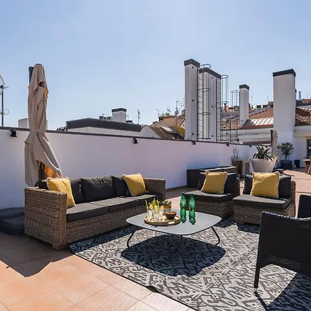 Апартаменты Lovelystay - Breathtaking Panorama - Luxurious Penthouse!