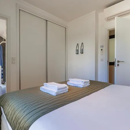 Lovelystay - Breathtaking Panorama - Luxurious Penthouse! Лиссабон